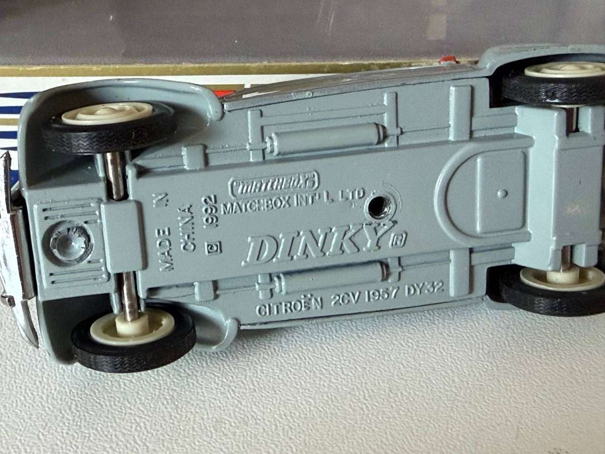 Citroen 2 CV 1957 - DY-32 (Dinky +/-1:43 - with box)
