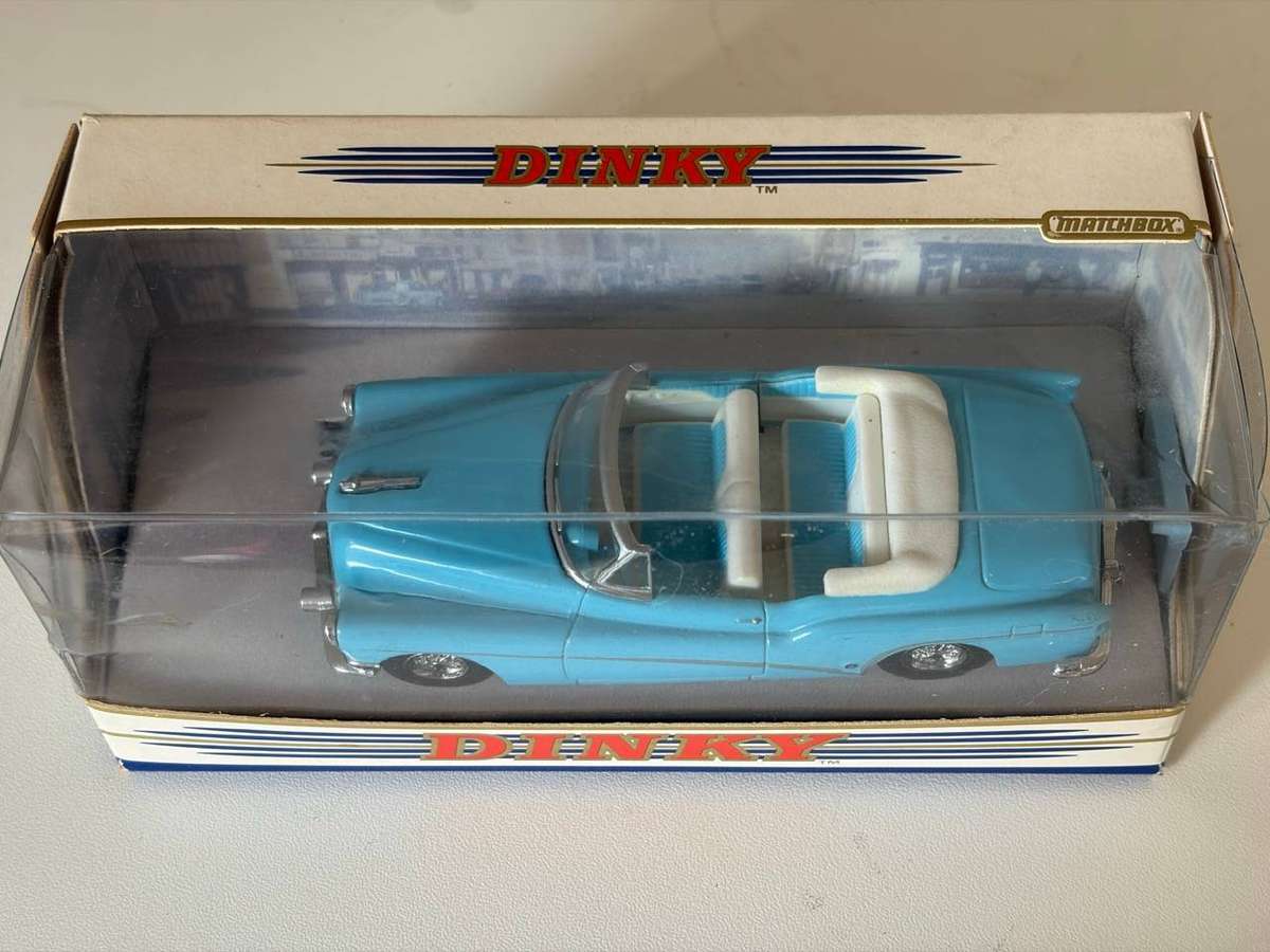 Buick Skylark 1953 - DY-29 (Dinky +/-1:43 - with box)