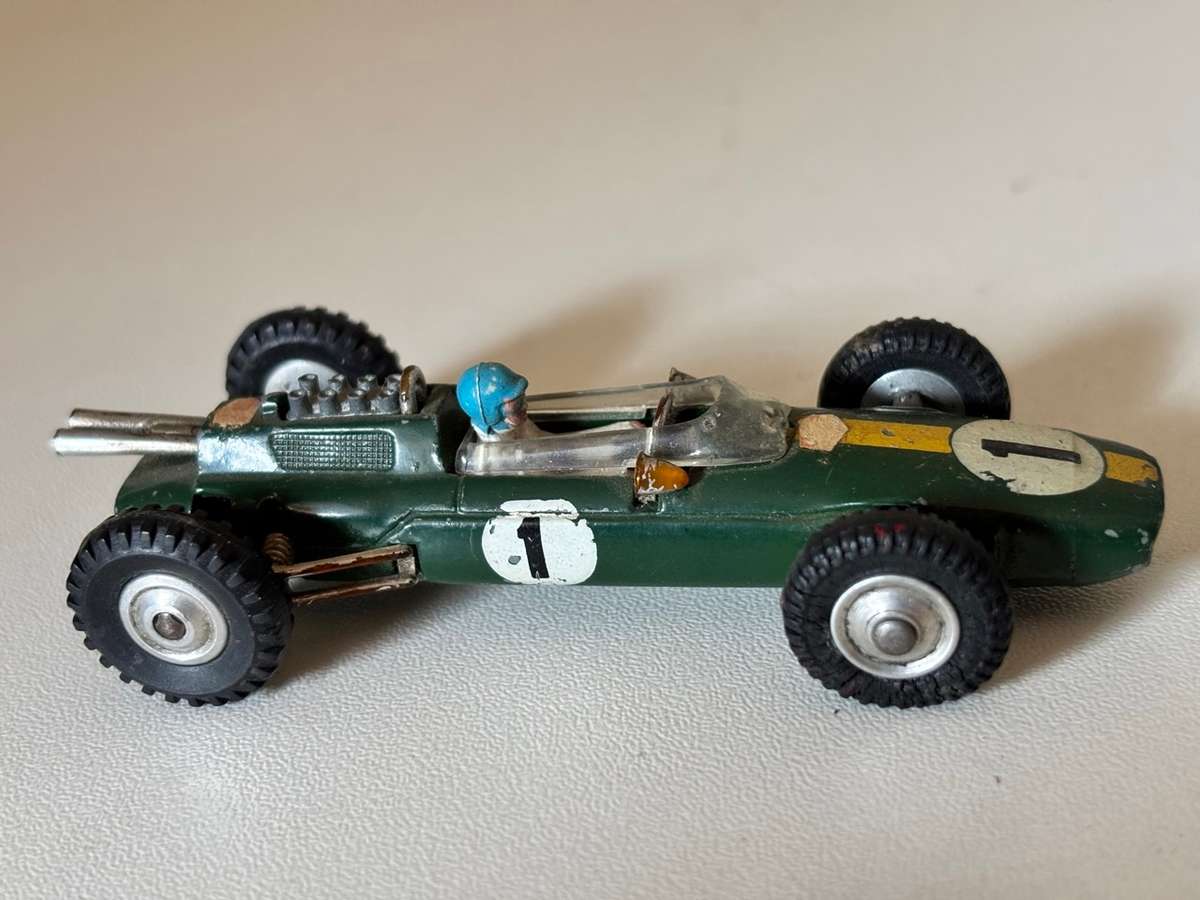 Lotus Climax Formula 1 #155 (Corgi +/-1:43 made in Britain)