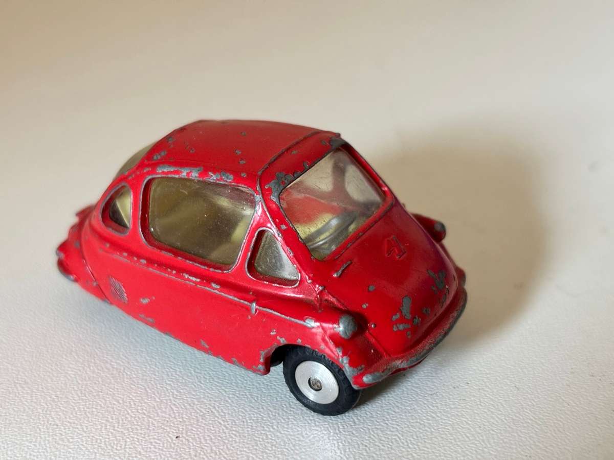 Heinkel 1 Economy "Bubble" Car #233 (Corgi +/-1:43 made in Britain)