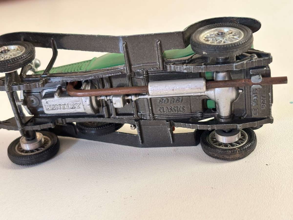 Bentley Le Mans 1927 (Corgi Classics +/-1:43)