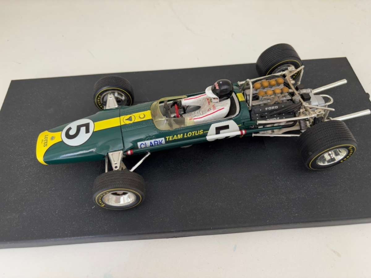 Jim Clark - Lotus F1 1967 (Quartzo 1:18 rare)