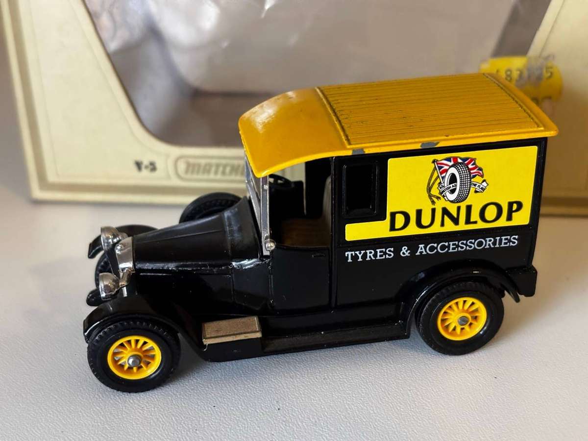 Dunlop Talbot Van 1927 Y-5 (Matchbox Models of Yesteryear +/-1:43 - with box)