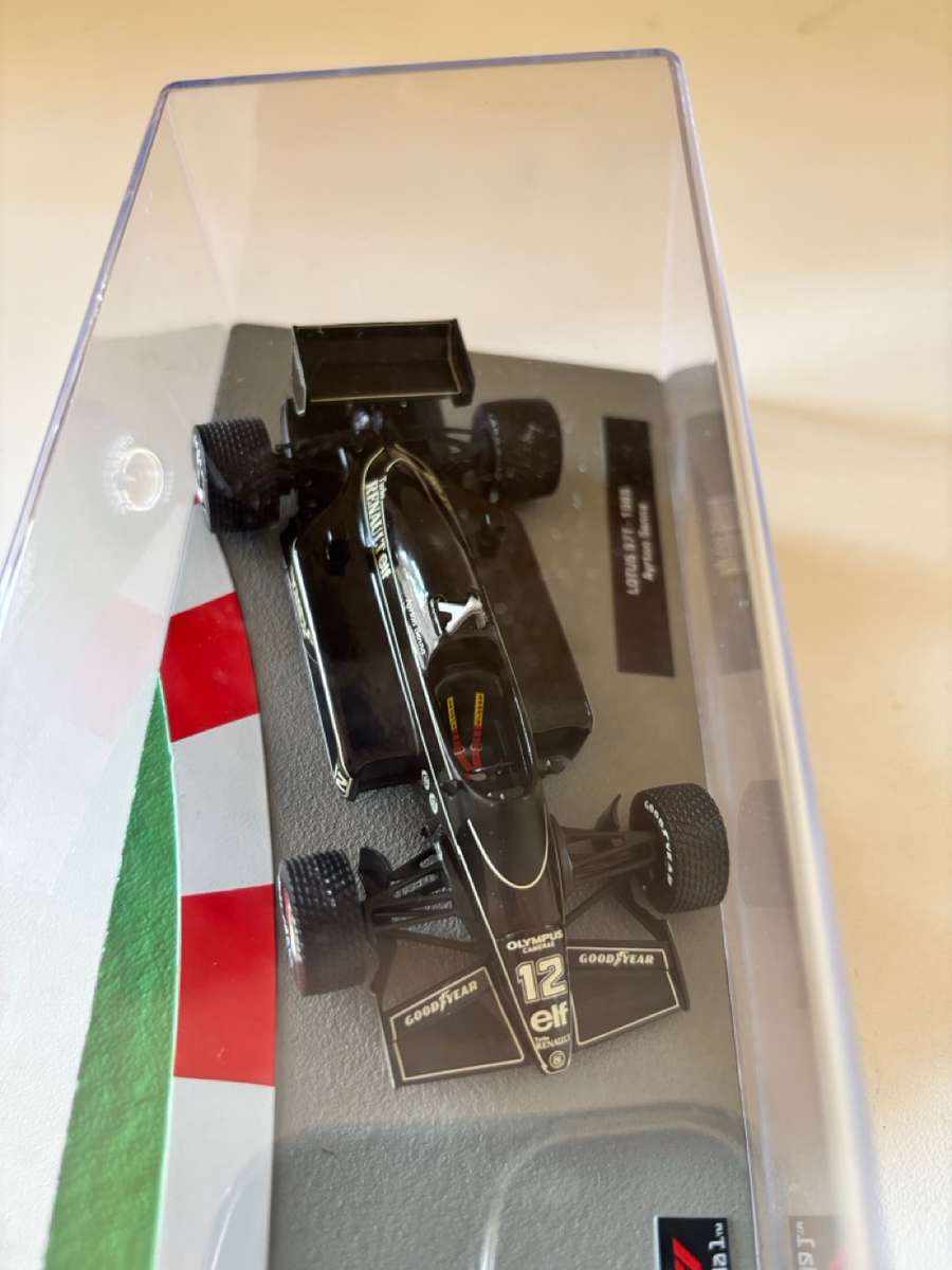 Ayrton Senna - Lotus F1 1985 - 1:43