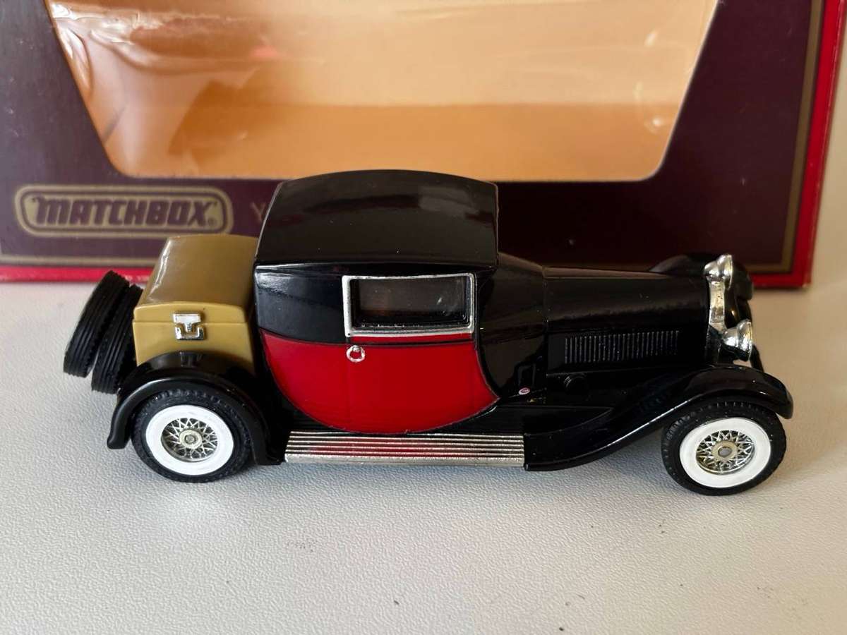 Bugatti 44 1928 Y-24 (Matchbox Models of Yesteryear +/-1:43 - with box)
