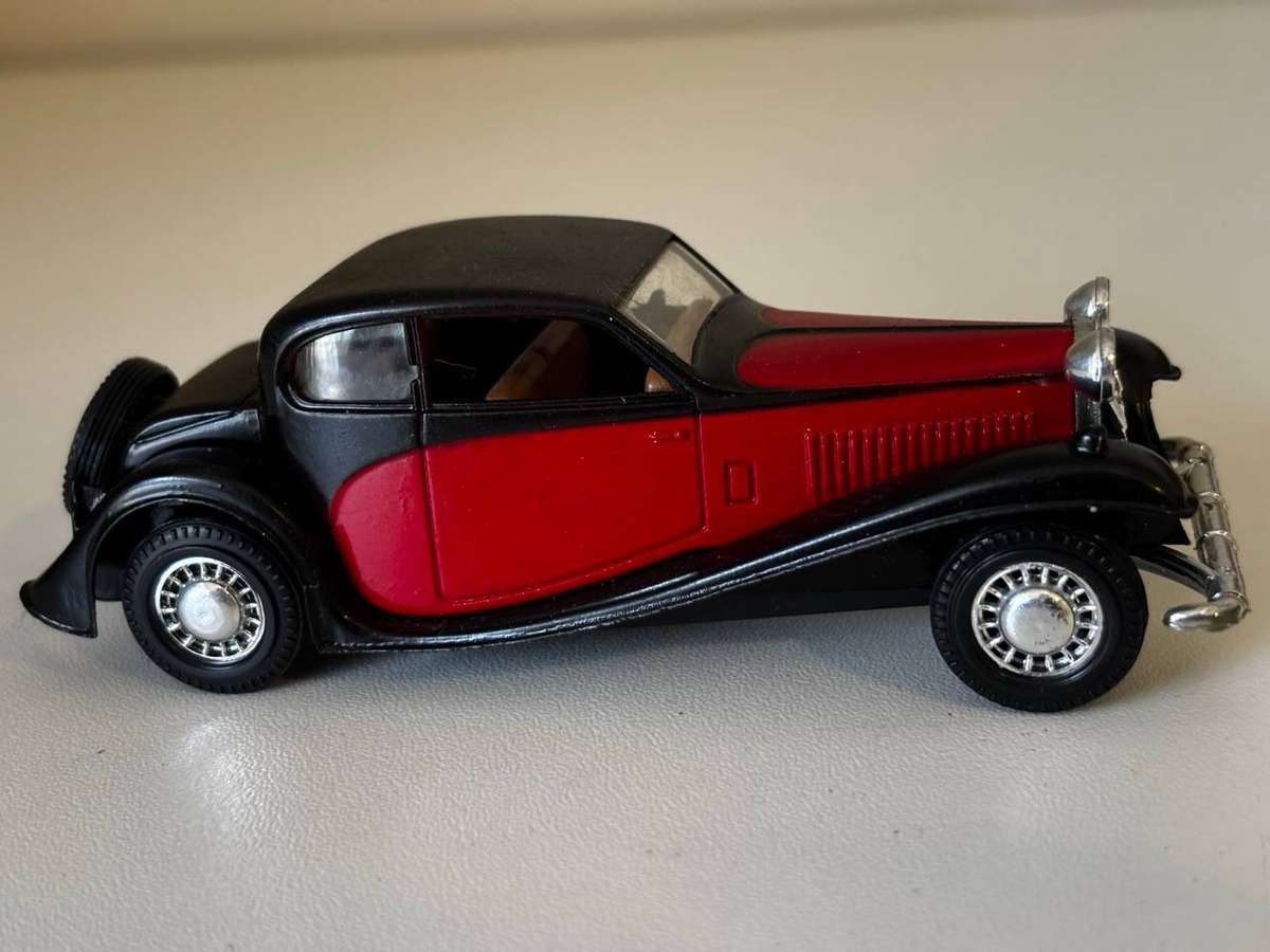 Bugatti T-50 1930 (Guisval +/-1:43 - with box)