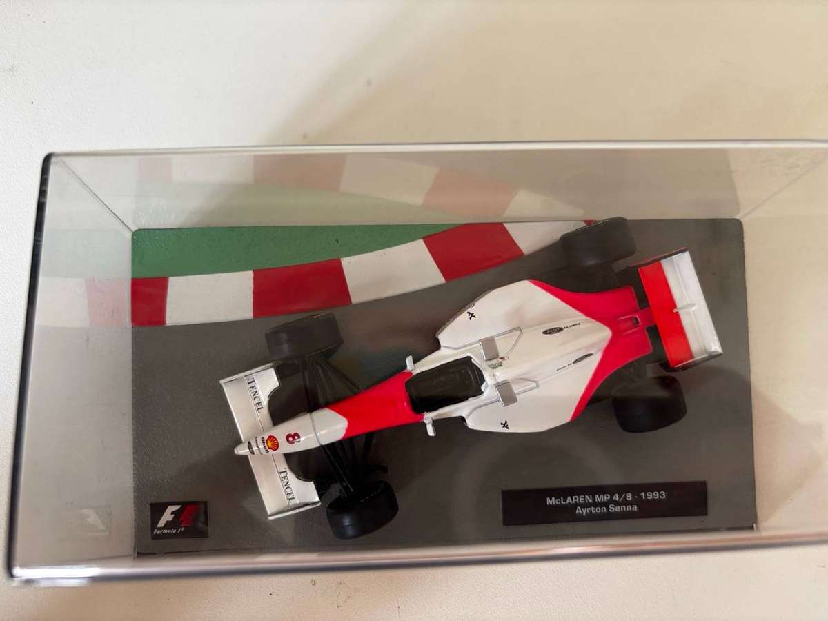 Ayrton Senna - McLaren Ford F1 1993 - 1:43