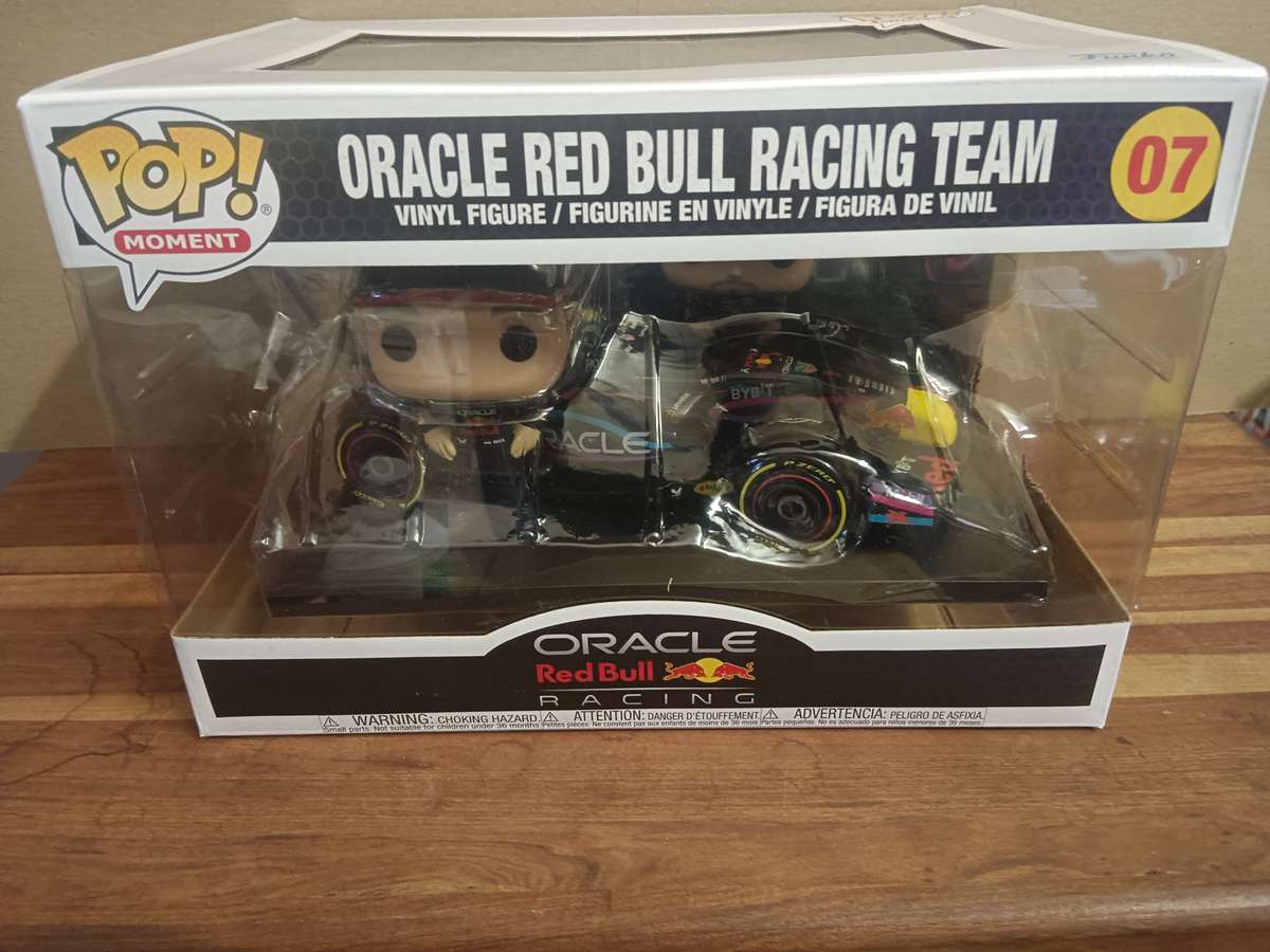 Funko POP! MOMENT FORMULA 1 RED BULL TEAM VINYL FIGURE