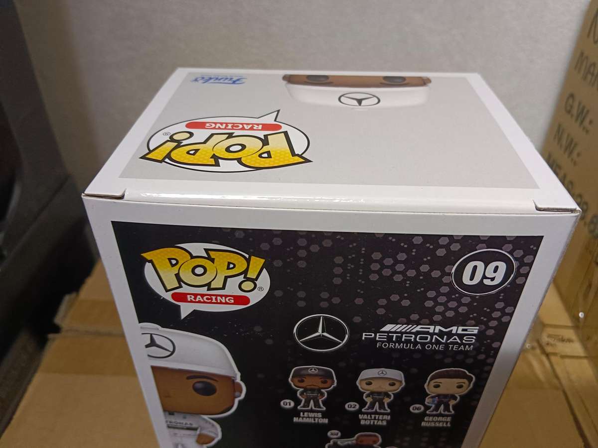 Funko POP! RACING FORMULA 1 LEWIS HAMILTON W/HELM VIN FIG