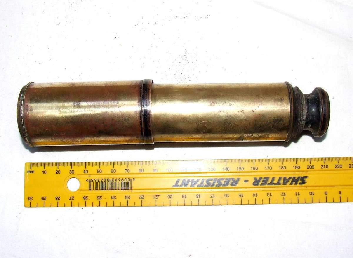 Vintage Marine Draw Telescope