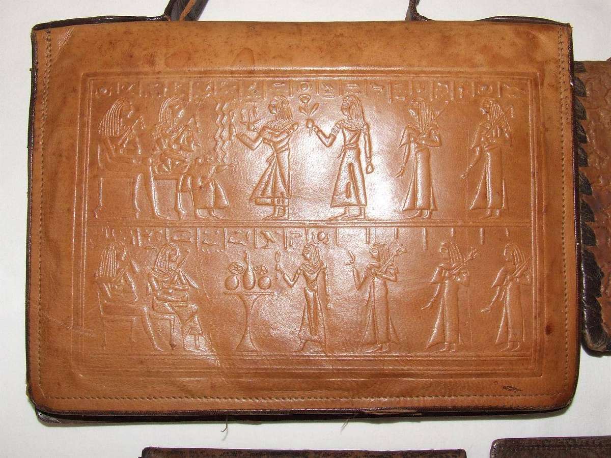 WW2 Souvenirs & Old Wallets