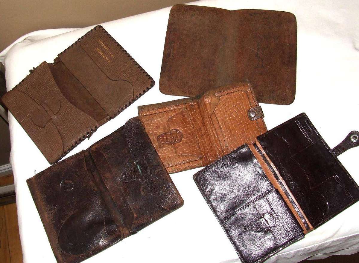 WW2 Souvenirs & Old Wallets