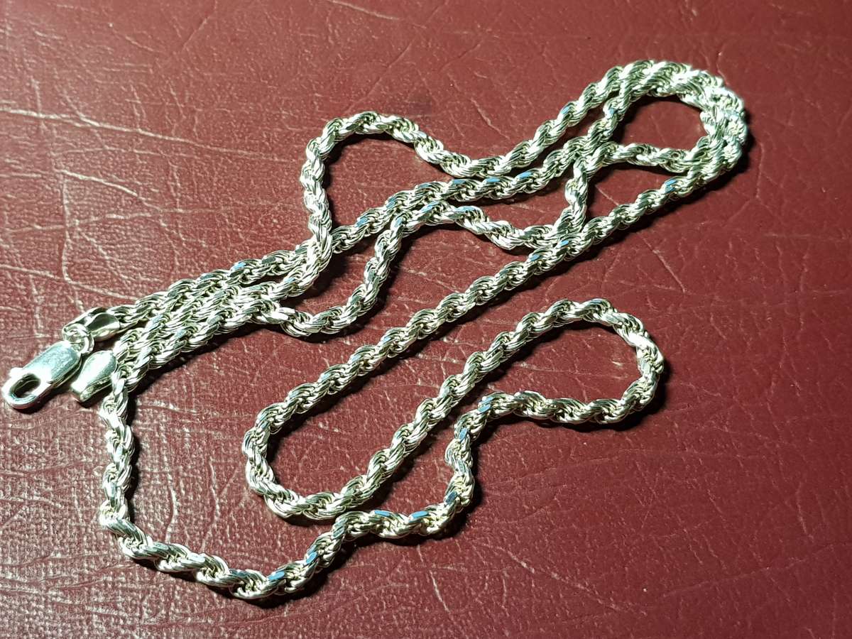 Lovely Genuine Solid Sterling Silver Rope Necklace in Very Good Condition - [23 g]