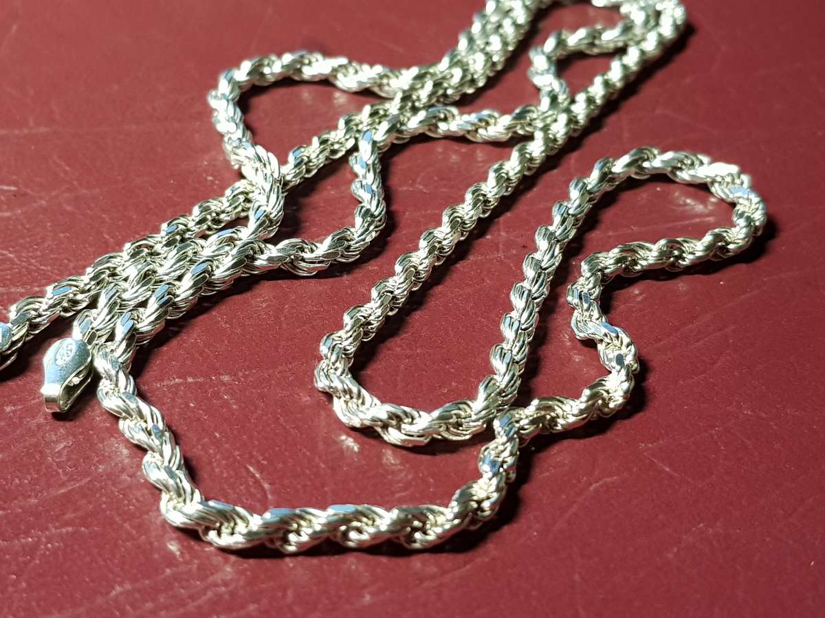 Lovely Genuine Solid Sterling Silver Rope Necklace in Very Good Condition - [23 g]
