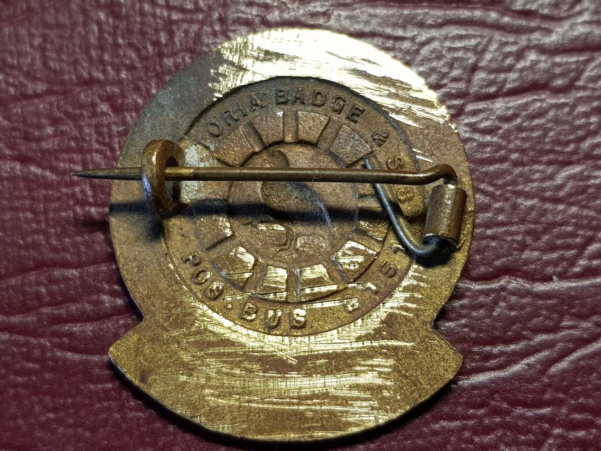 Old Patrys Klub Wakker Loop Metal Lapel Pin Badge