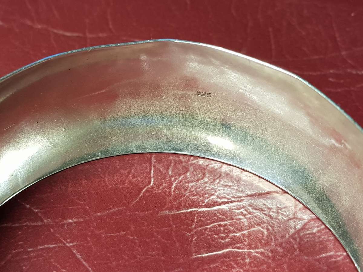 Lovely Genuine Solid Sterling Silver Bangle In Good Condition - [30,8 g]