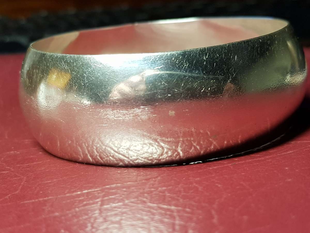 Lovely Genuine Solid Sterling Silver Bangle In Good Condition - [30,8 g]