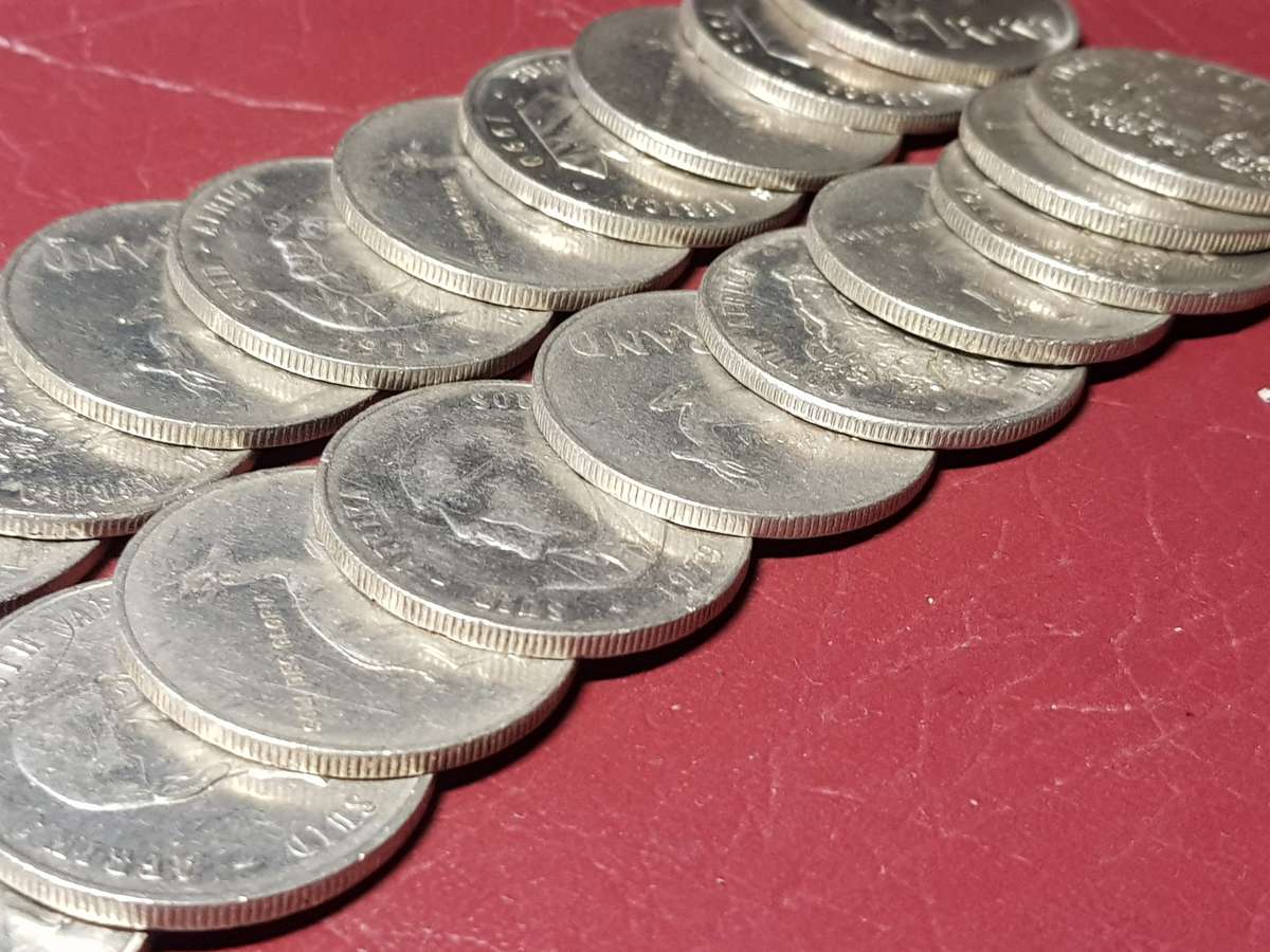 A Lot Of 20 x RSA Nickel R1 Coins - [Bid per coin to take all]