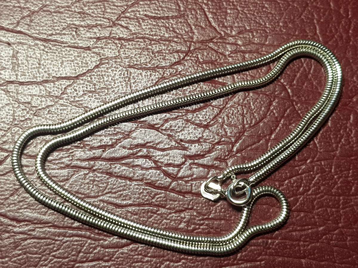 Lovely Genuine Solid Sterling Silver Snake Necklace Excellent Condition - 7,2 g]