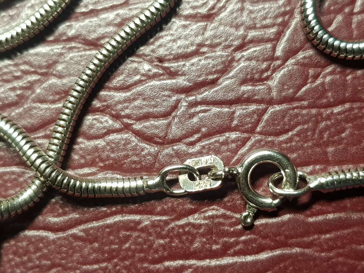 Lovely Genuine Solid Sterling Silver Snake Necklace Excellent Condition - 7,2 g]