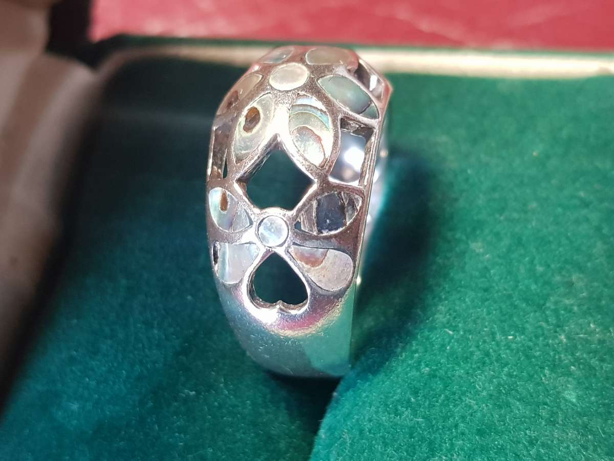 Lovely Genuine Solid Sterling Silver Ring In Good Condition - [4,4 g]*
