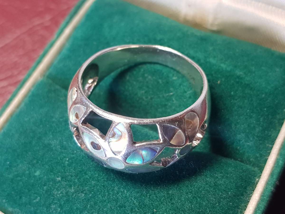 Lovely Genuine Solid Sterling Silver Ring In Good Condition - [4,4 g]*