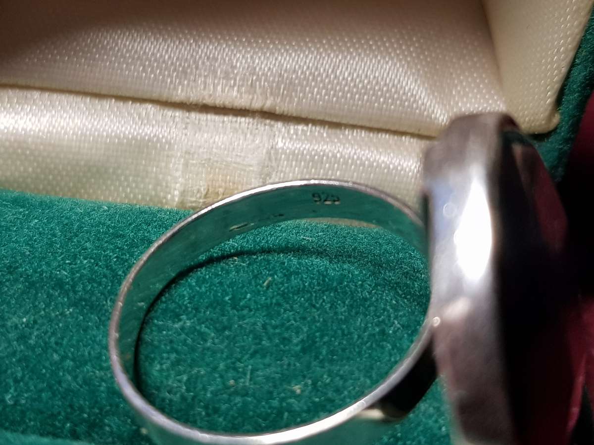 Lovely Genuine Solid Sterling Silver Ring In Good Condition - [5,2 g]