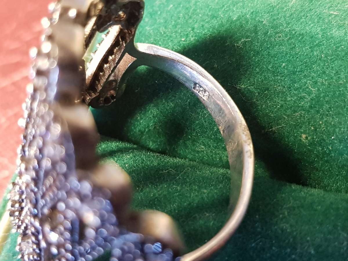 Lovely Genuine Solid Sterling Silver Ring In Excellent Condition - [7,6 g]*