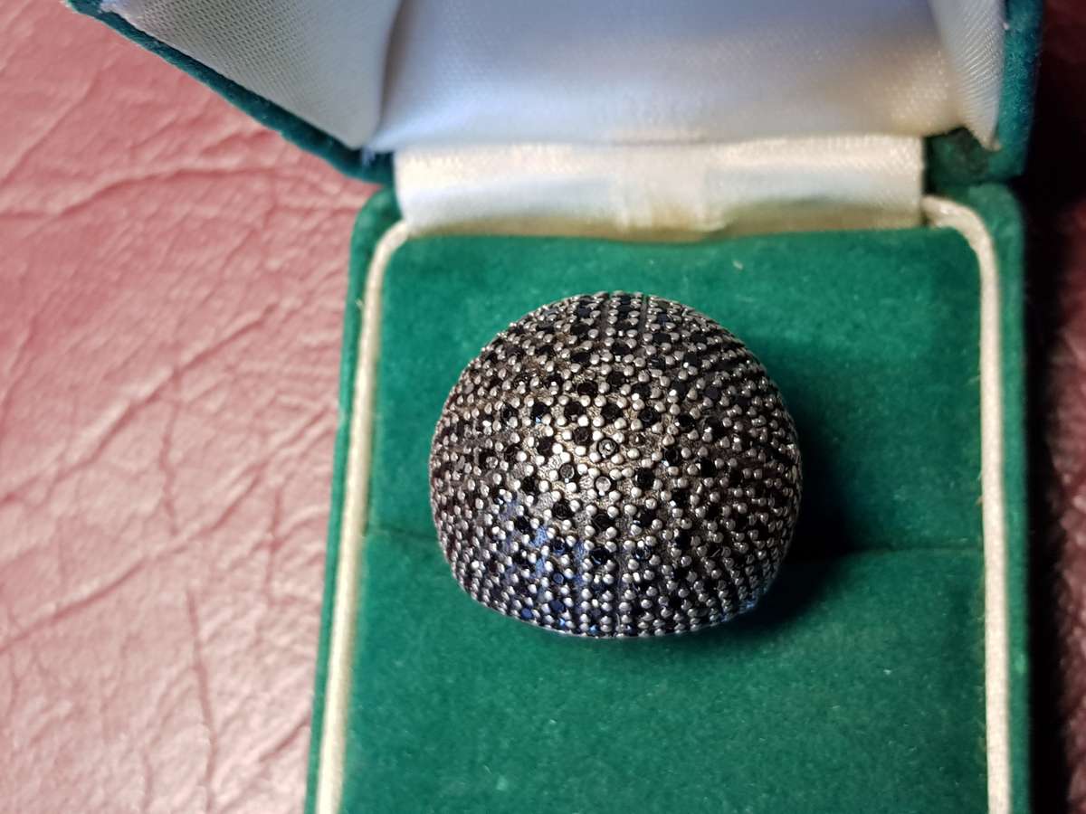 Lovely Genuine Solid Sterling Silver Ring In Excellent Condition - [10,5 g]*