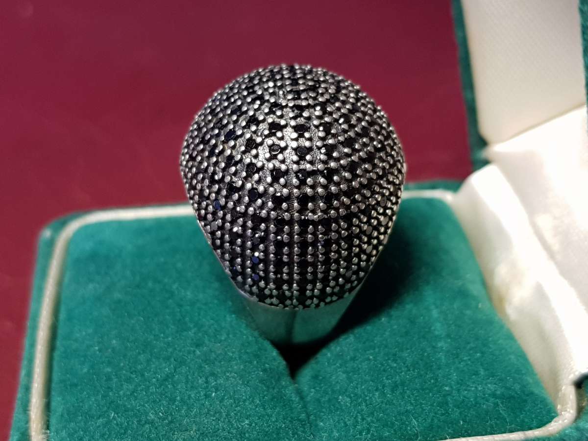 Lovely Genuine Solid Sterling Silver Ring In Excellent Condition - [10,5 g]*