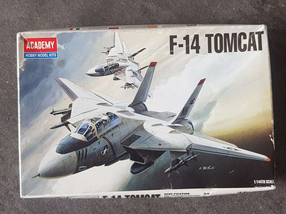 Academy Hobby Model Kit - Unopened [Scale 1:144] - F1004 - 4434