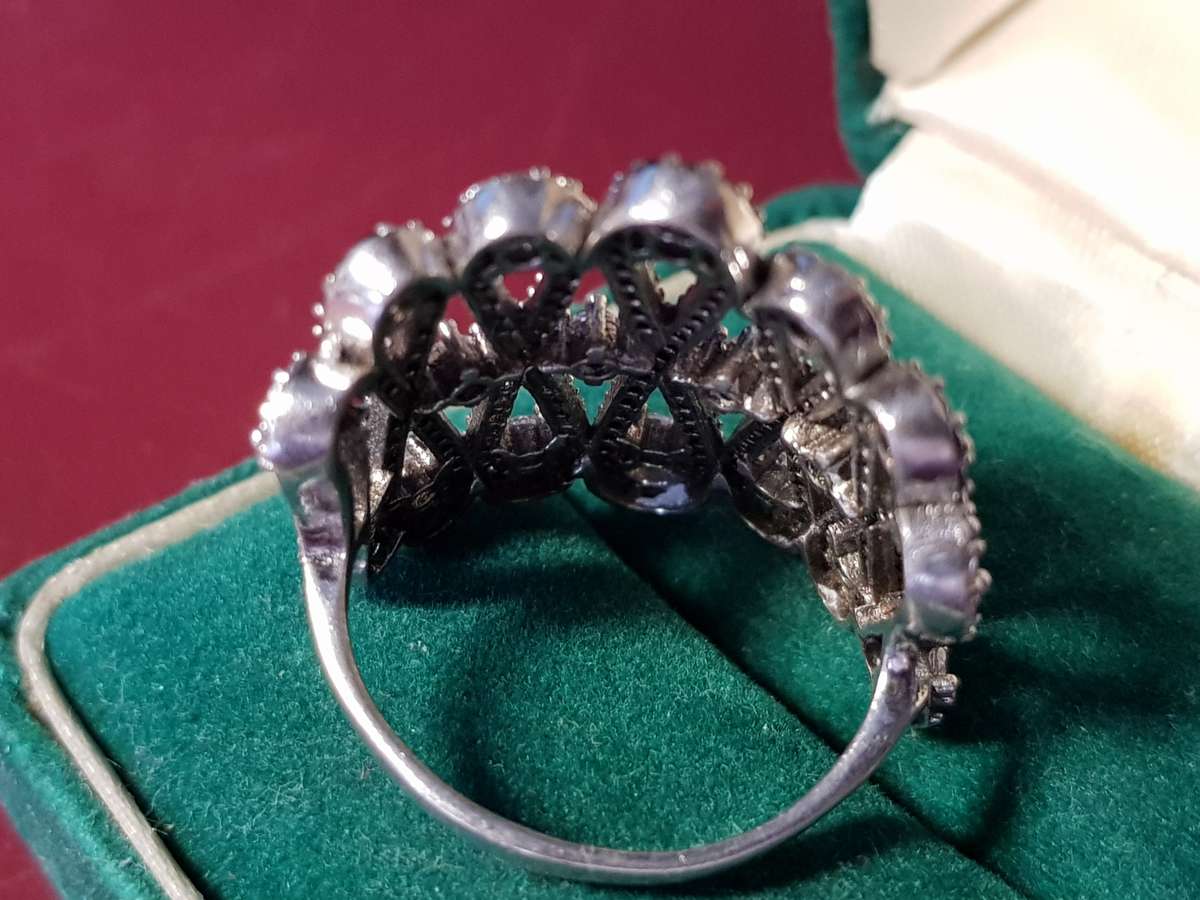 Lovely Genuine Solid Sterling Silver Ring In Perfect Condition - [7,48 g]