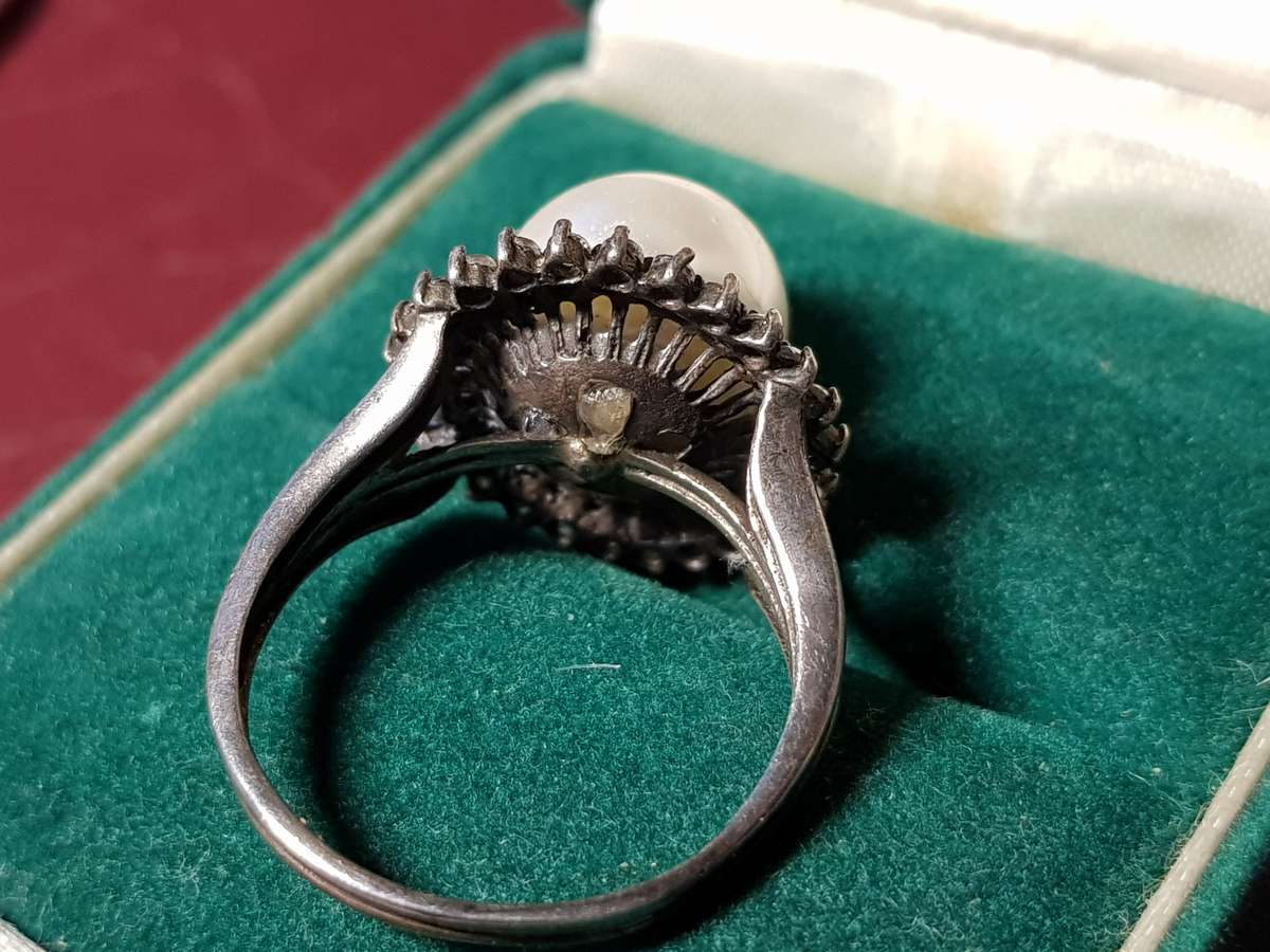 Lovely Genuine Solid Sterling Silver Ring In Good Condition - [5,2 g]
