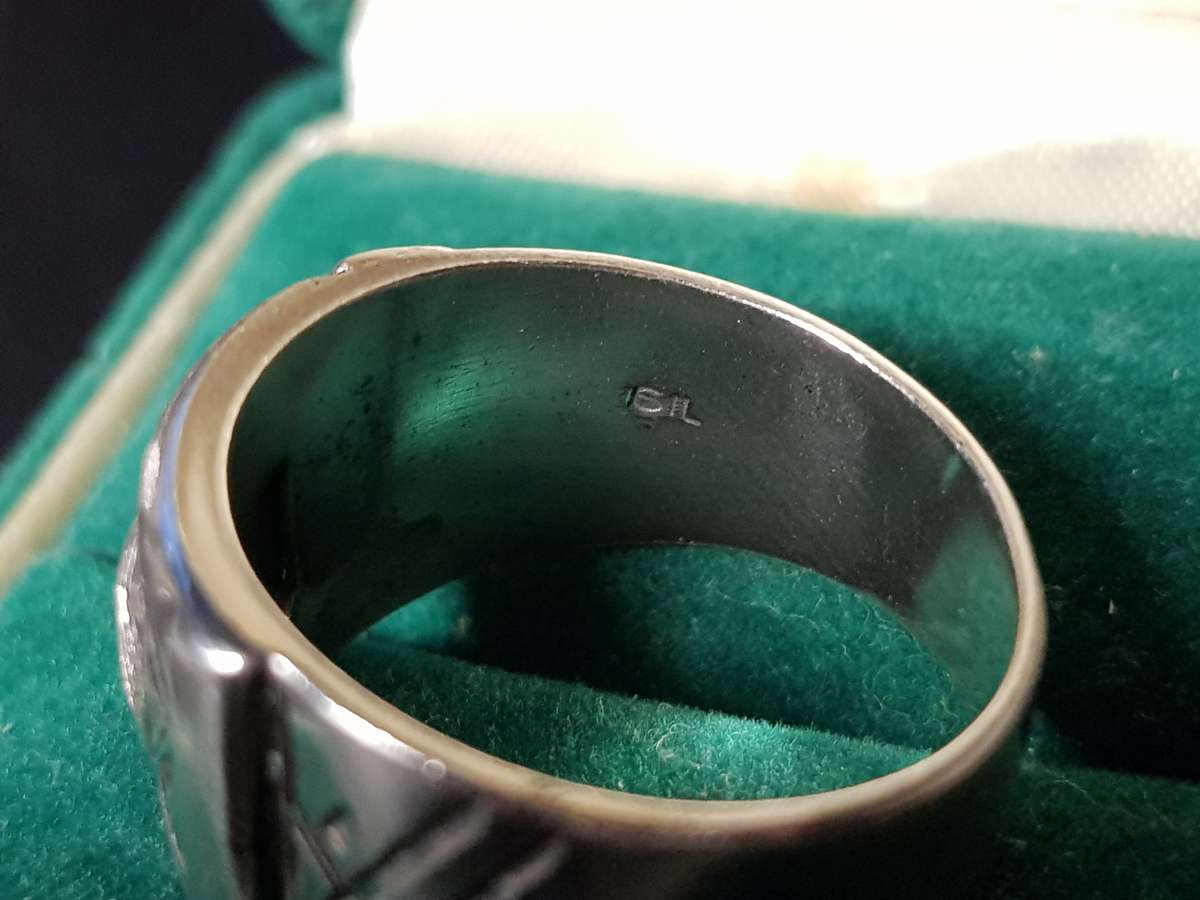 Lovely Genuine Solid Sterling Silver Ring In Very Good Condition - [9,6 g]