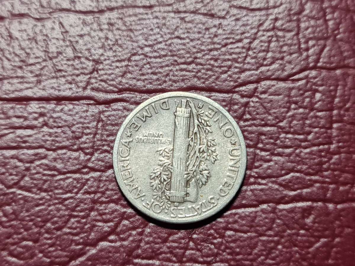 1943 USA Silver 1 Dime "Mercury Dime"