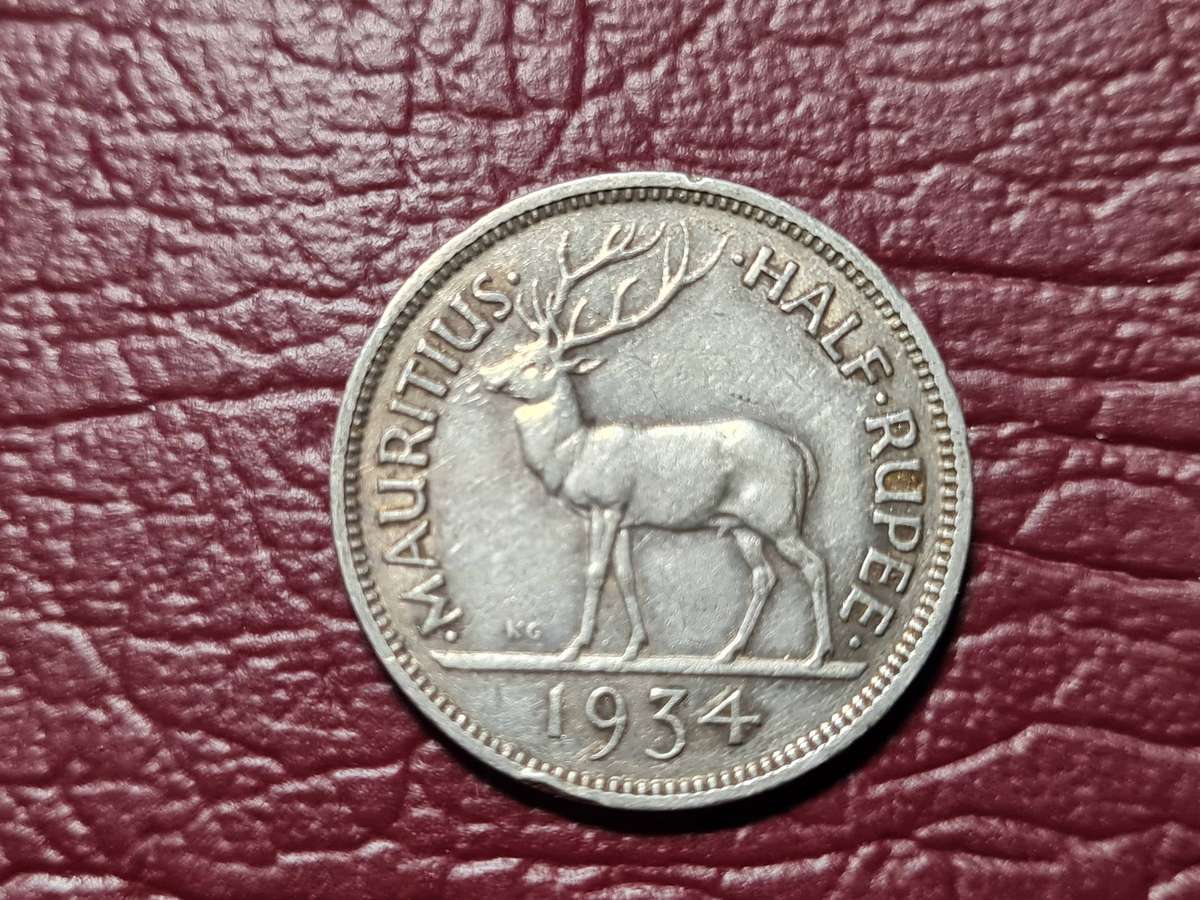 1934 Mauritius Silver ½ Rupee - George V