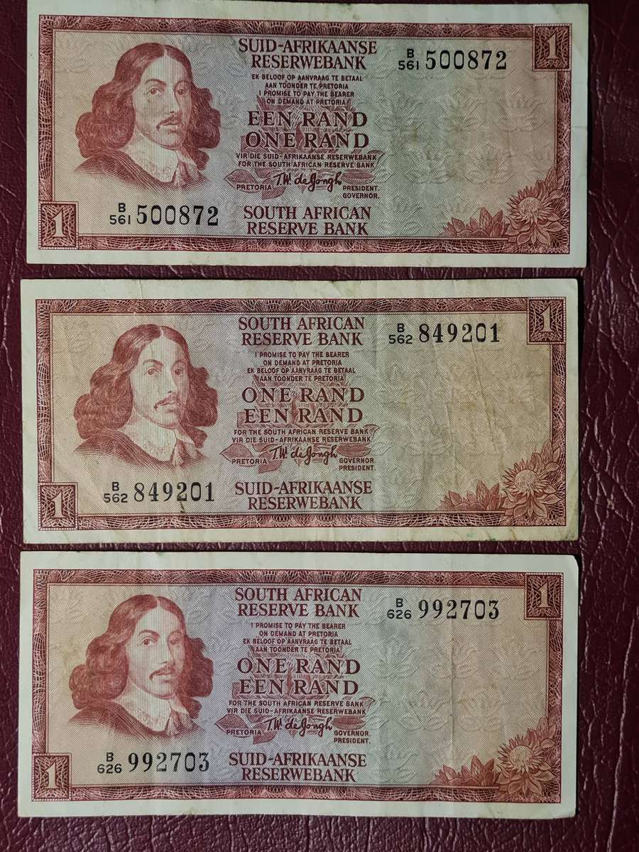 3 x SARB R1 Notes - TW De Jongh