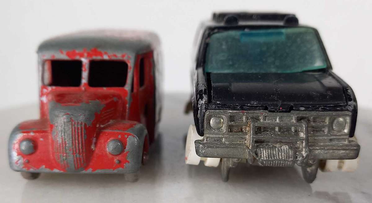 Vintage Diecast lot A (needs restore)