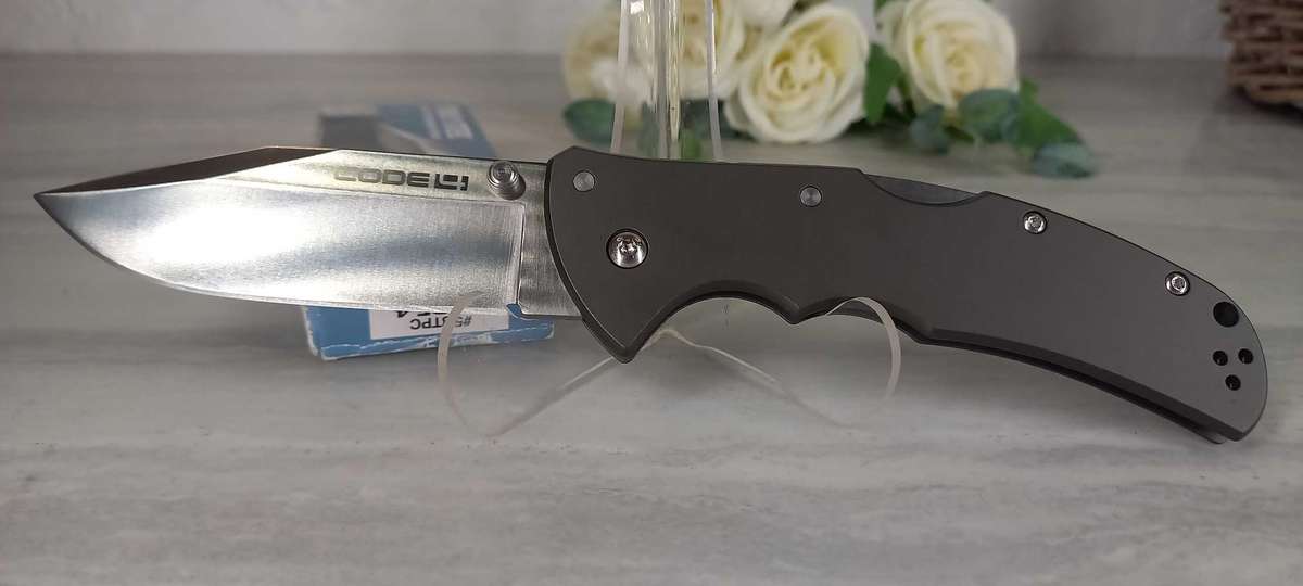 Cold steel Code 4 Folding knife