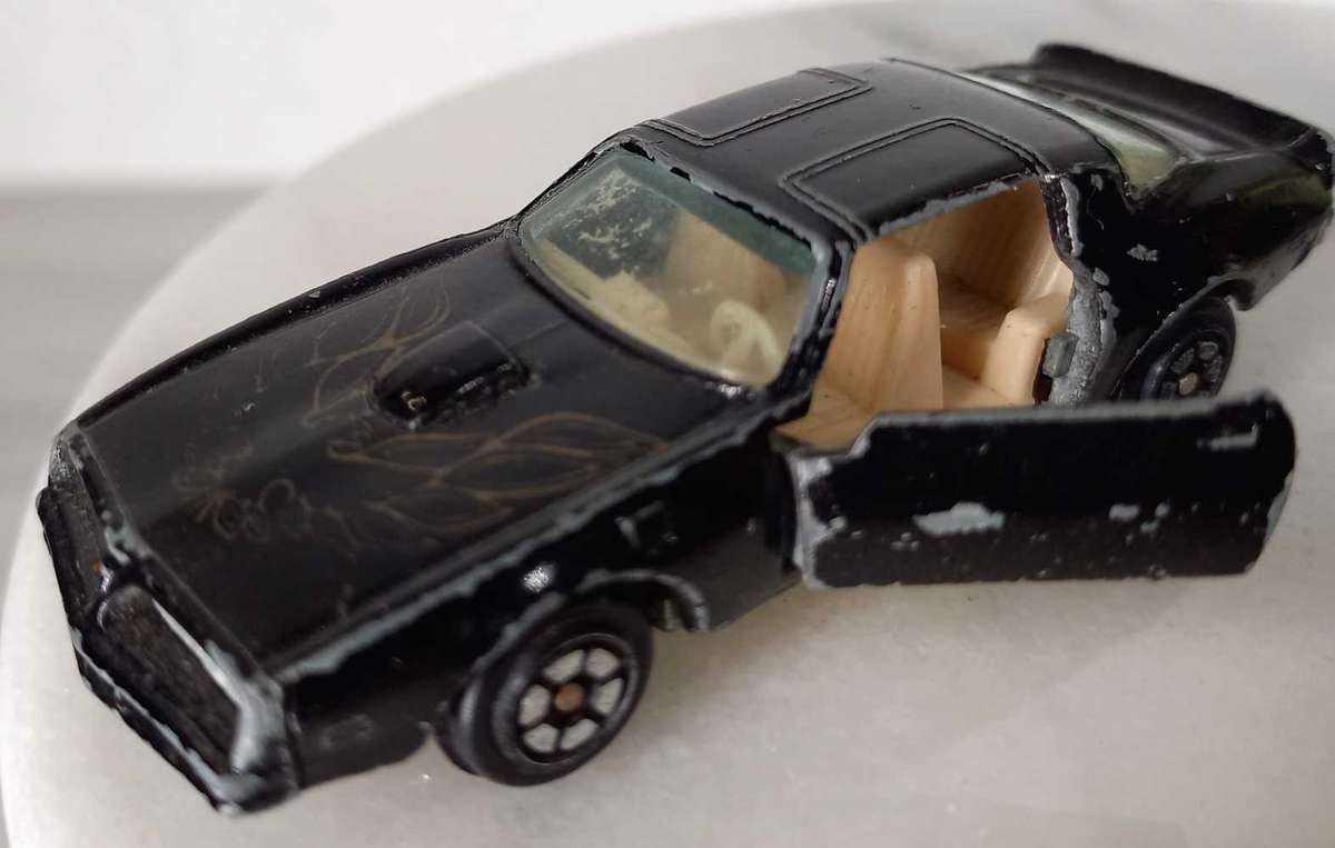 Vintage diecast lot C (needs restore)