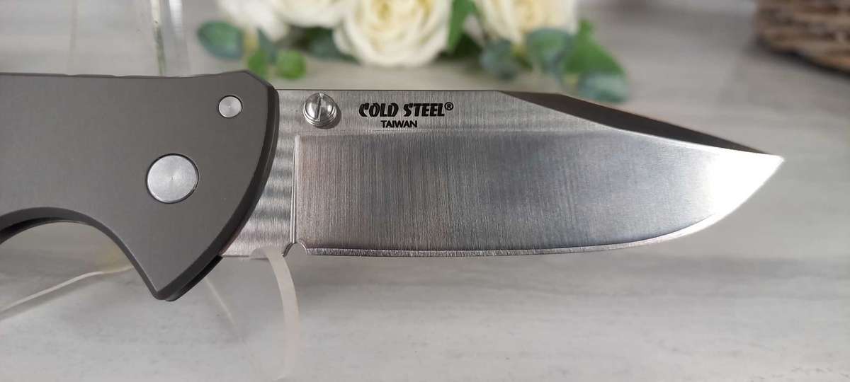 Cold steel Code 4 Folding knife