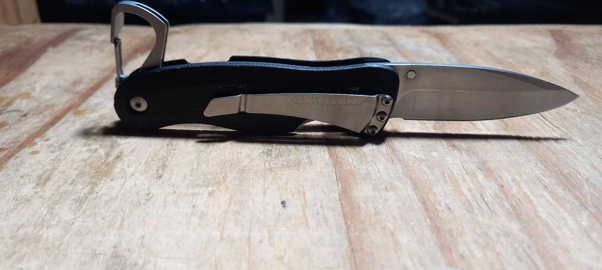 Leatherman C33 Pocket knife