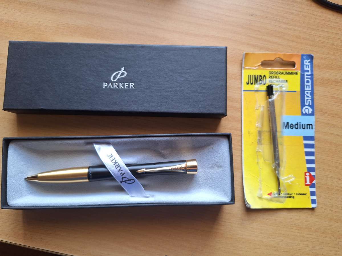 Parker Liberty life black pen with Staedler refill