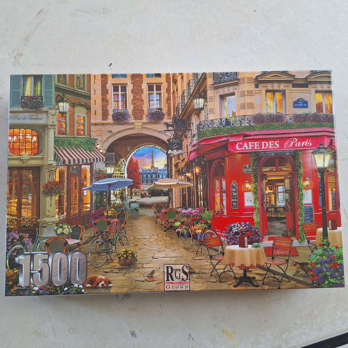 RGS high quality 1500 piece puzzle - Complete