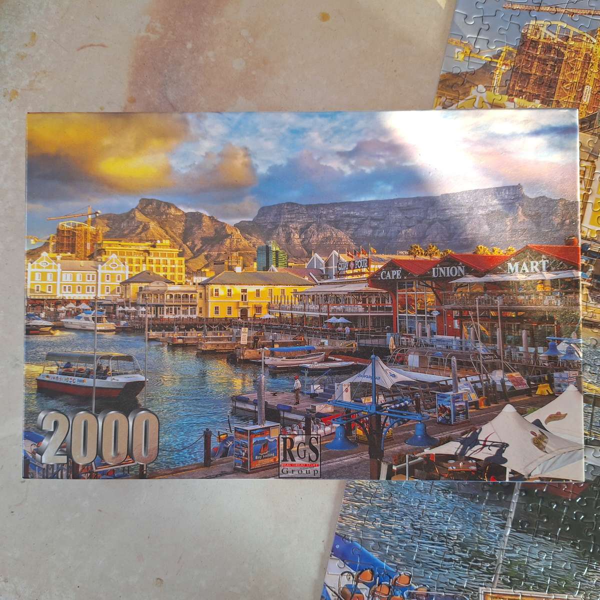2000 piece great quality puzzle complete - Cape Town