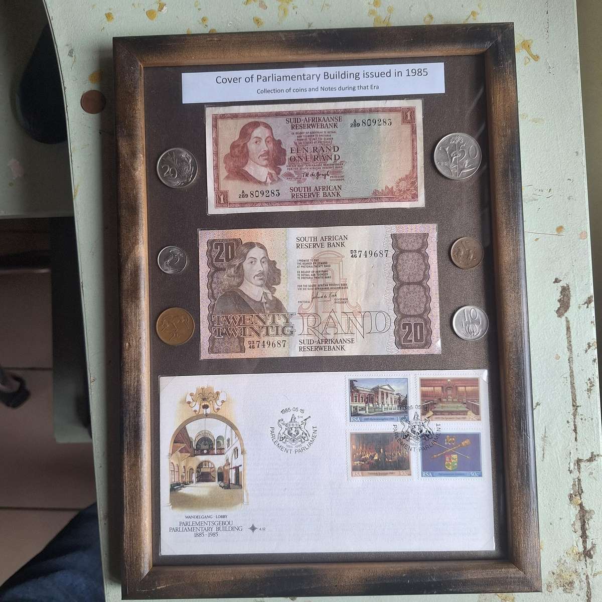 Parliament buildig cover 1985 with old Sout African coins and notes