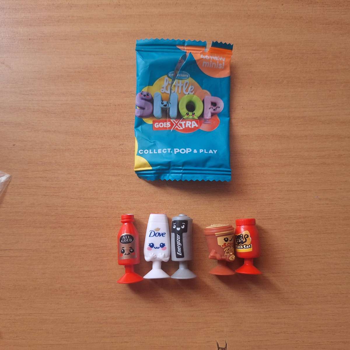 5 x Checkers new Extra stikeez