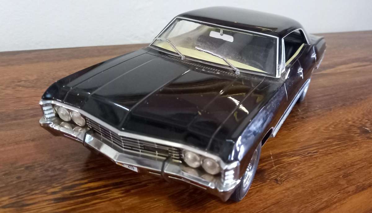 '67 Chevrolet Impala SS  M Car  Scale 1/18  E Make  MOTERMAX To Clear - Madness