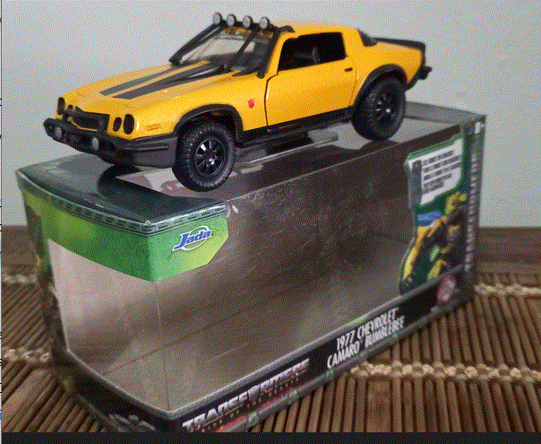 CAMARO Bumble Bee Die Cast Model - 1/36 T/Make JADA  New  in D/Case - Reduced To Clear Madness