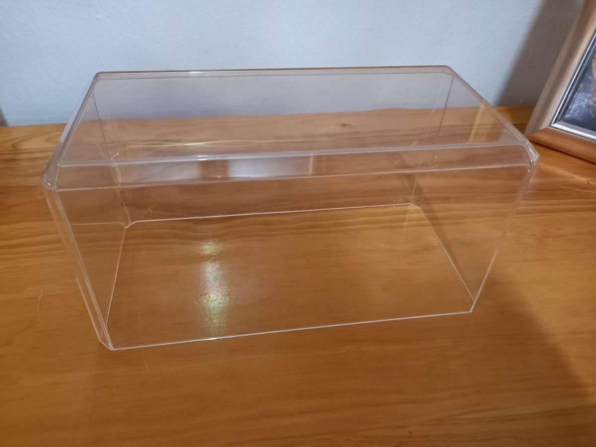 Special Listing for Michael D/Play Case Combo Acrylic : 5  for the Price of    Sc 1/24   D/Case